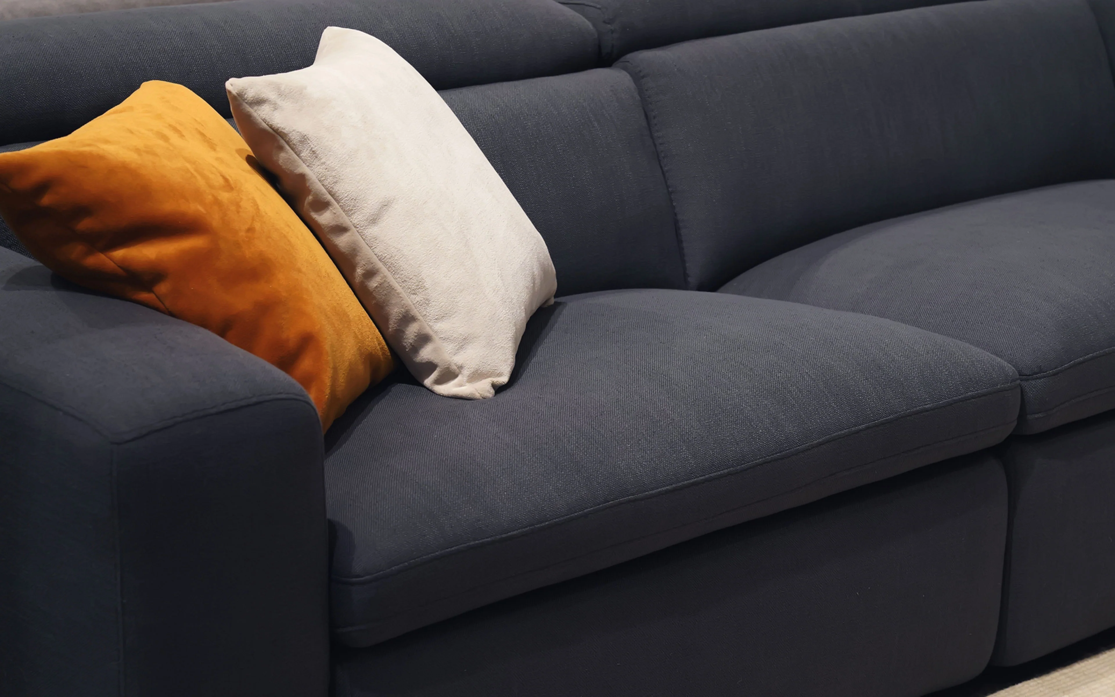 Angelica Modern Motion Reclining Sectional - Image 11