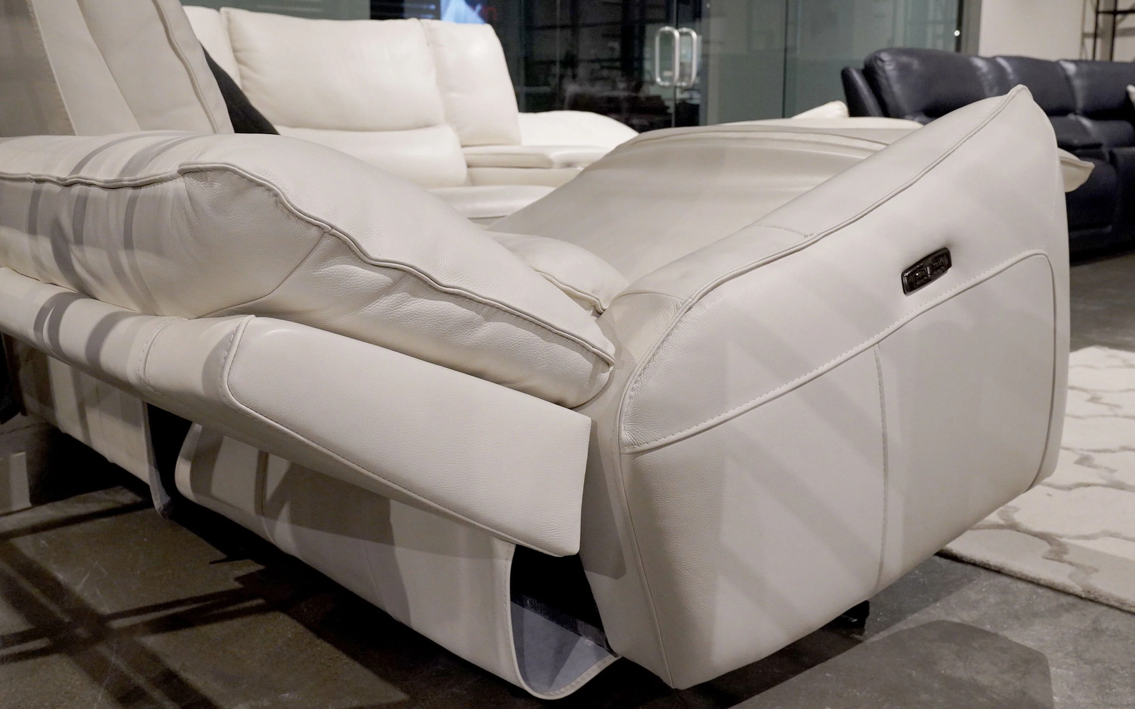 Astilbe 6PC Modern Motion Reclining Sectional - Image 13