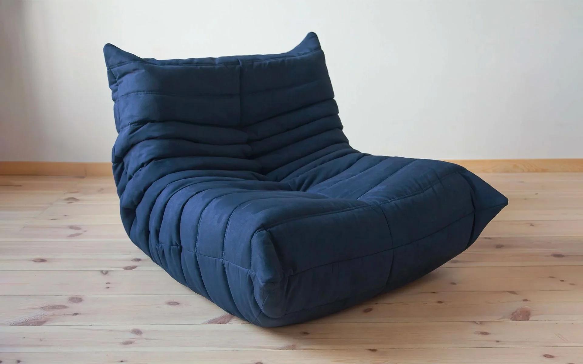 Delfinio Tufted Lounge Chair - Image 15