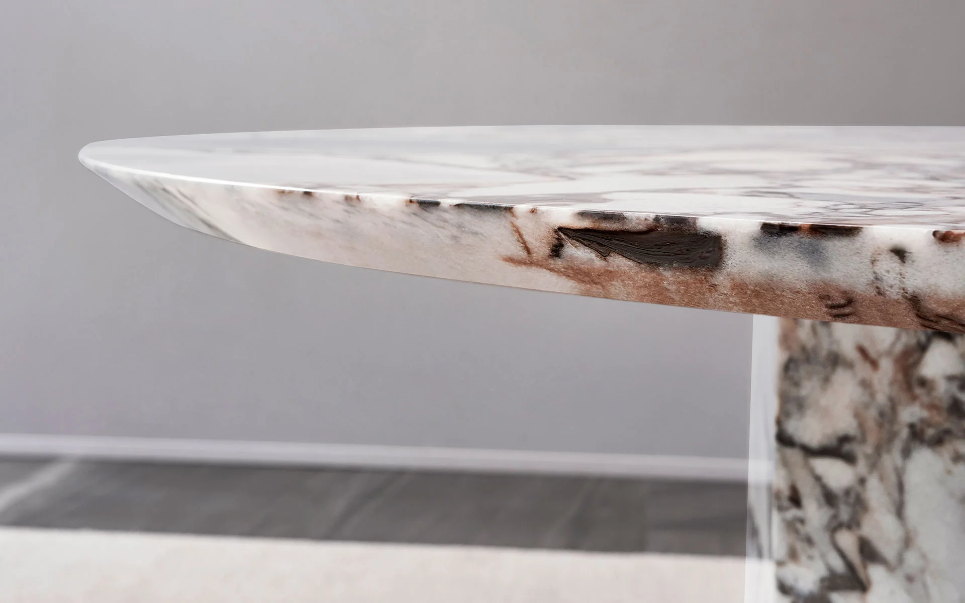 Evander Marble Round Dining Table - Image 3