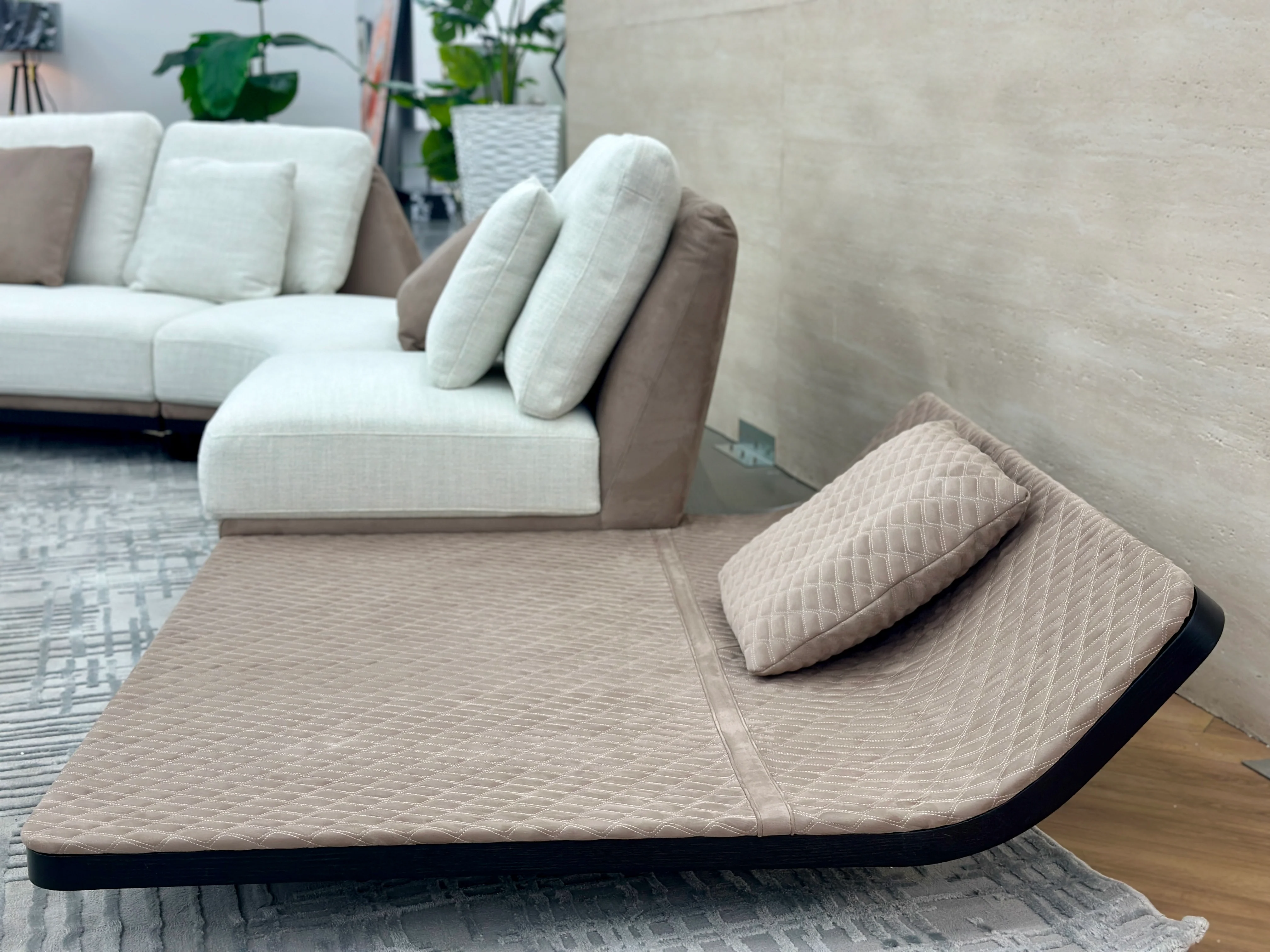 Fara Modern Motion Sectional - Image 5