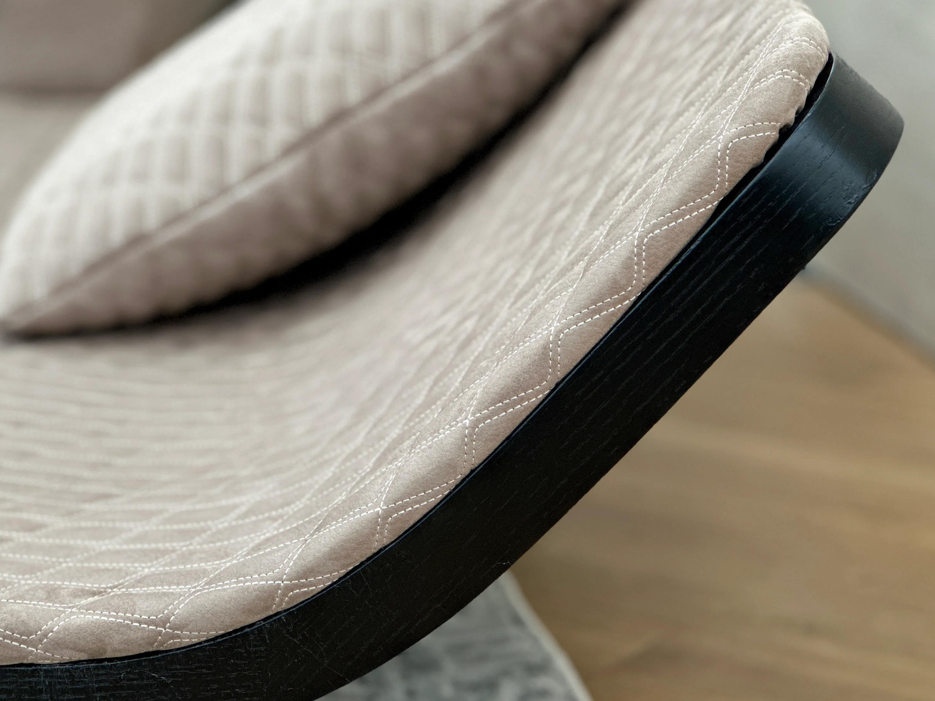 Fara Modern Motion Sectional - Image 7