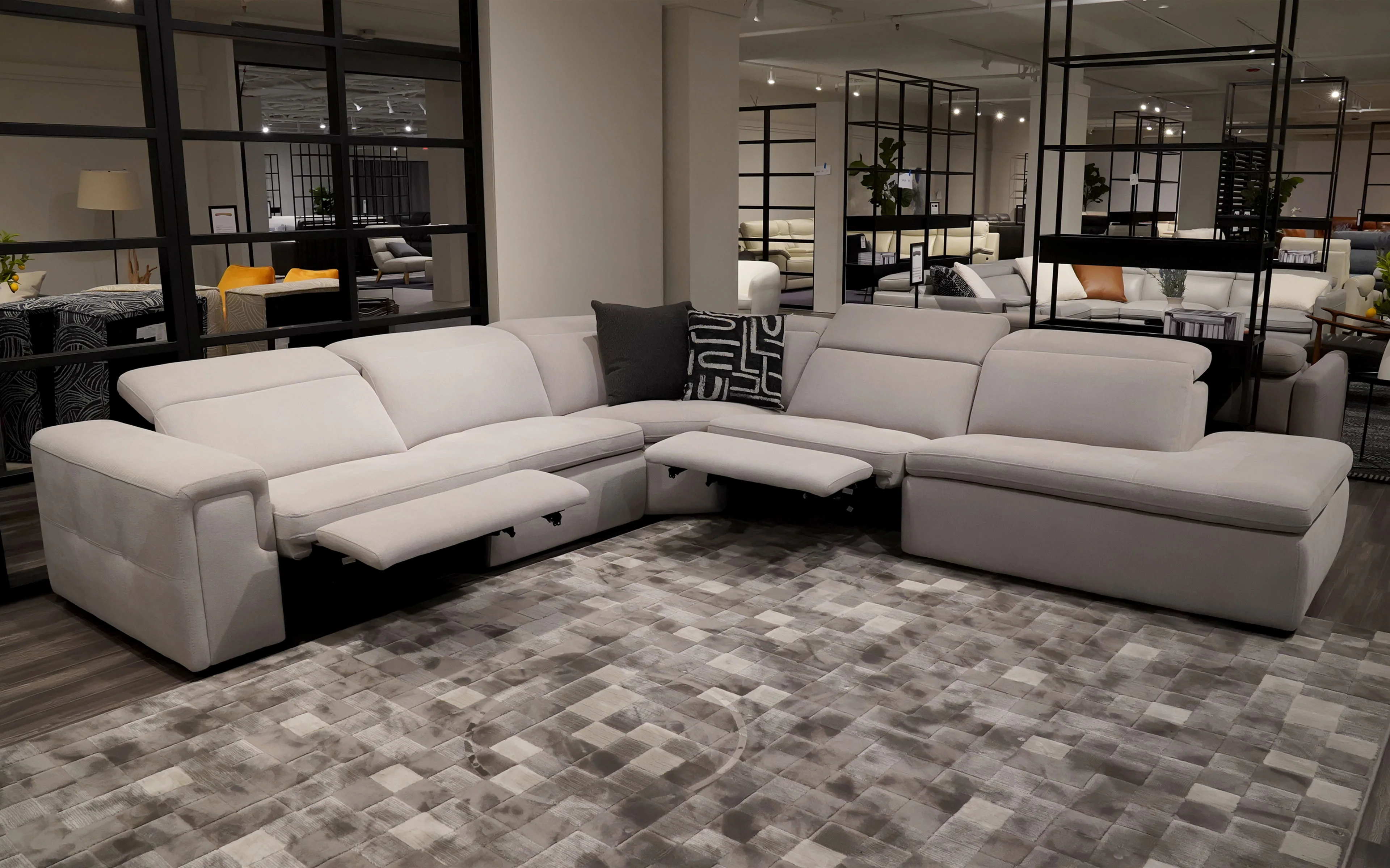 Freesia Modern Motion Reclining Sectional - Image 3