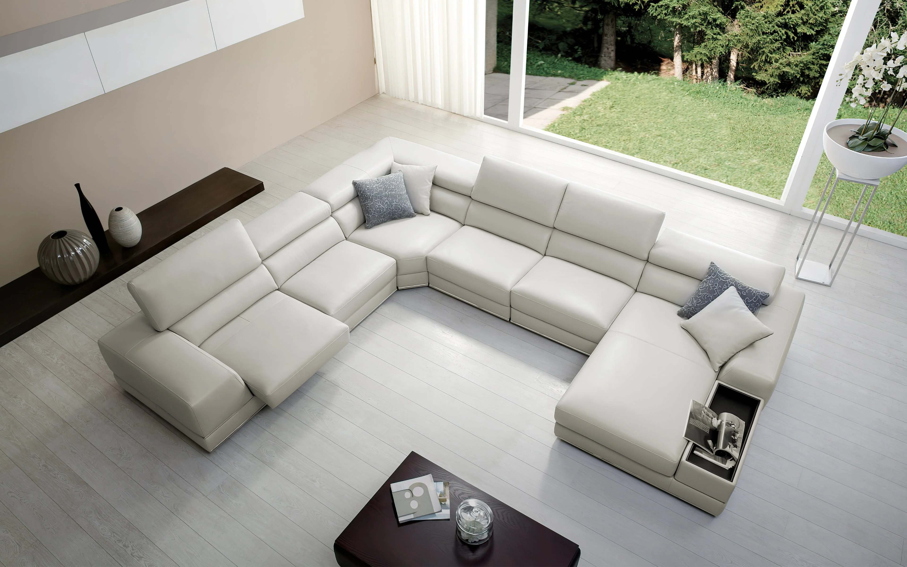 Geranium 6pc Modern Motion Leather Sectional with Storage - Image 3