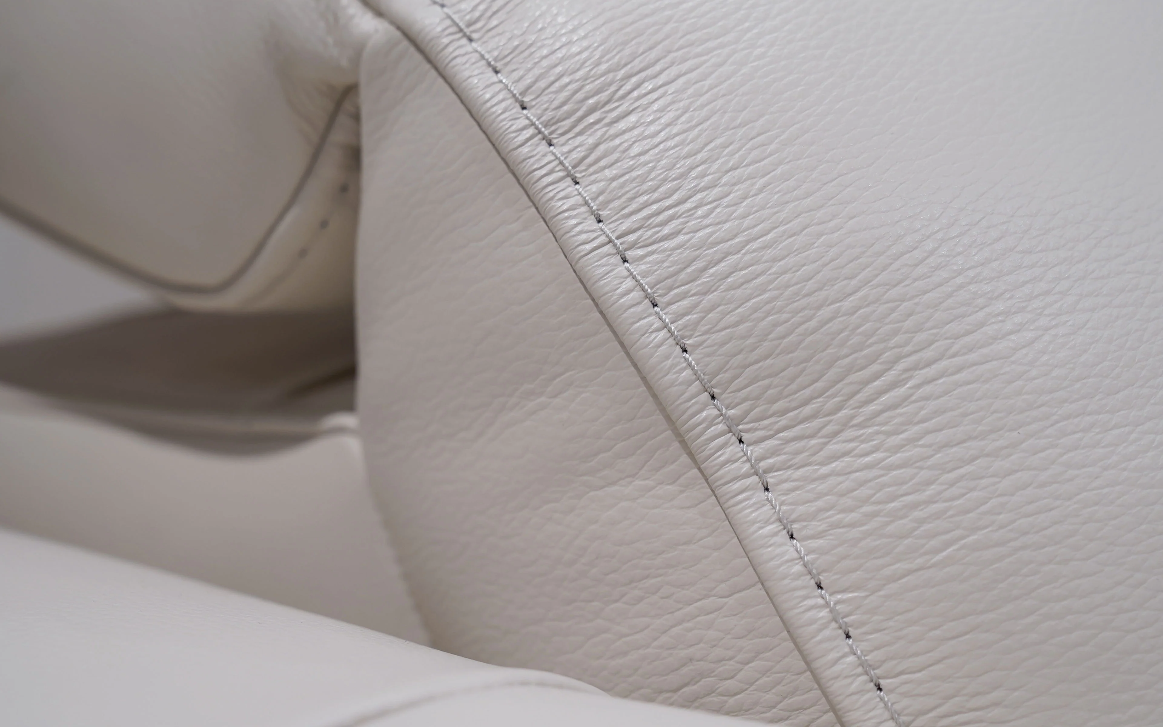 Girasole Modern Motion Reclining Sectional - Image 4