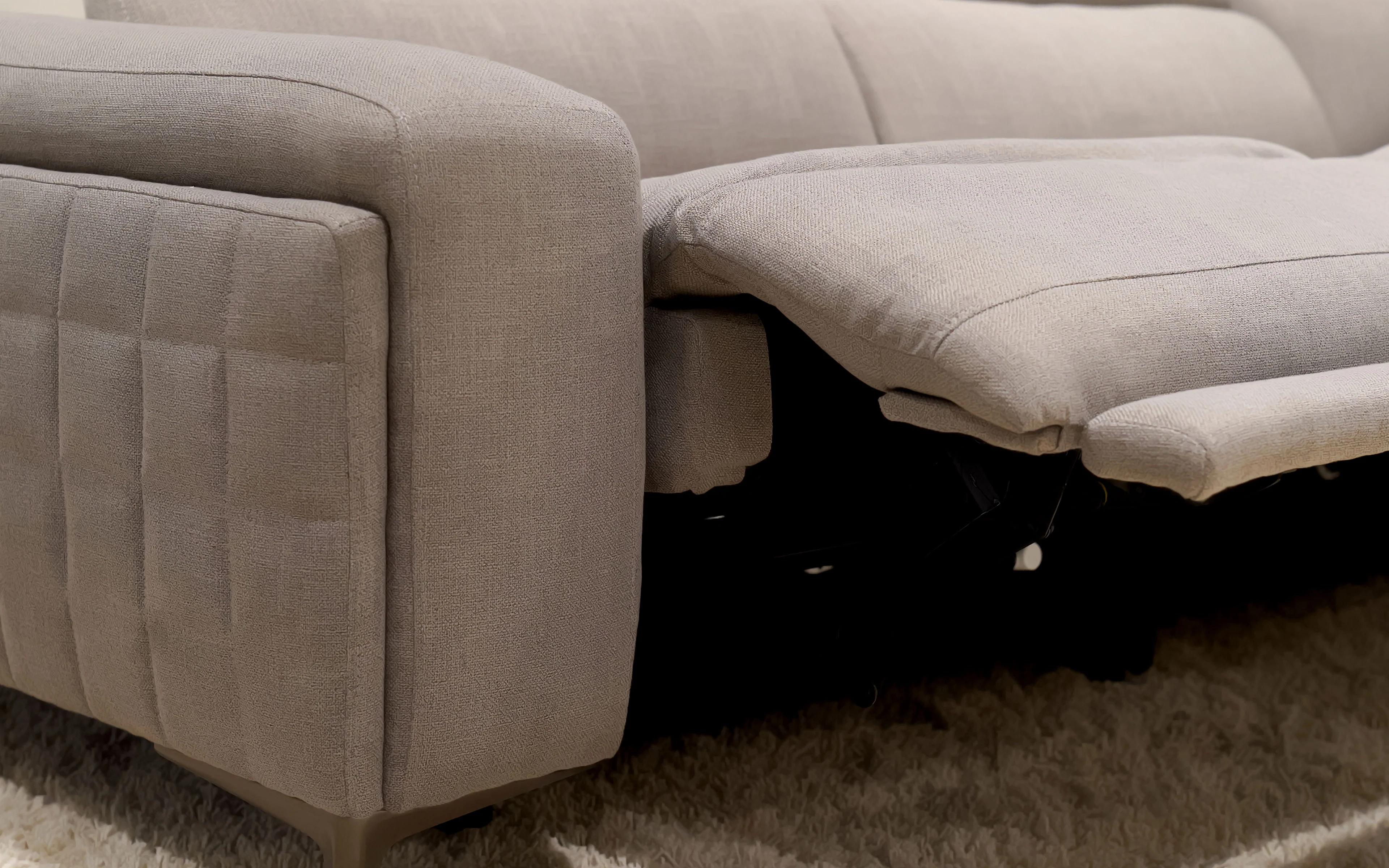 Lavandula Modern Motion Reclining Sectional - Image 7