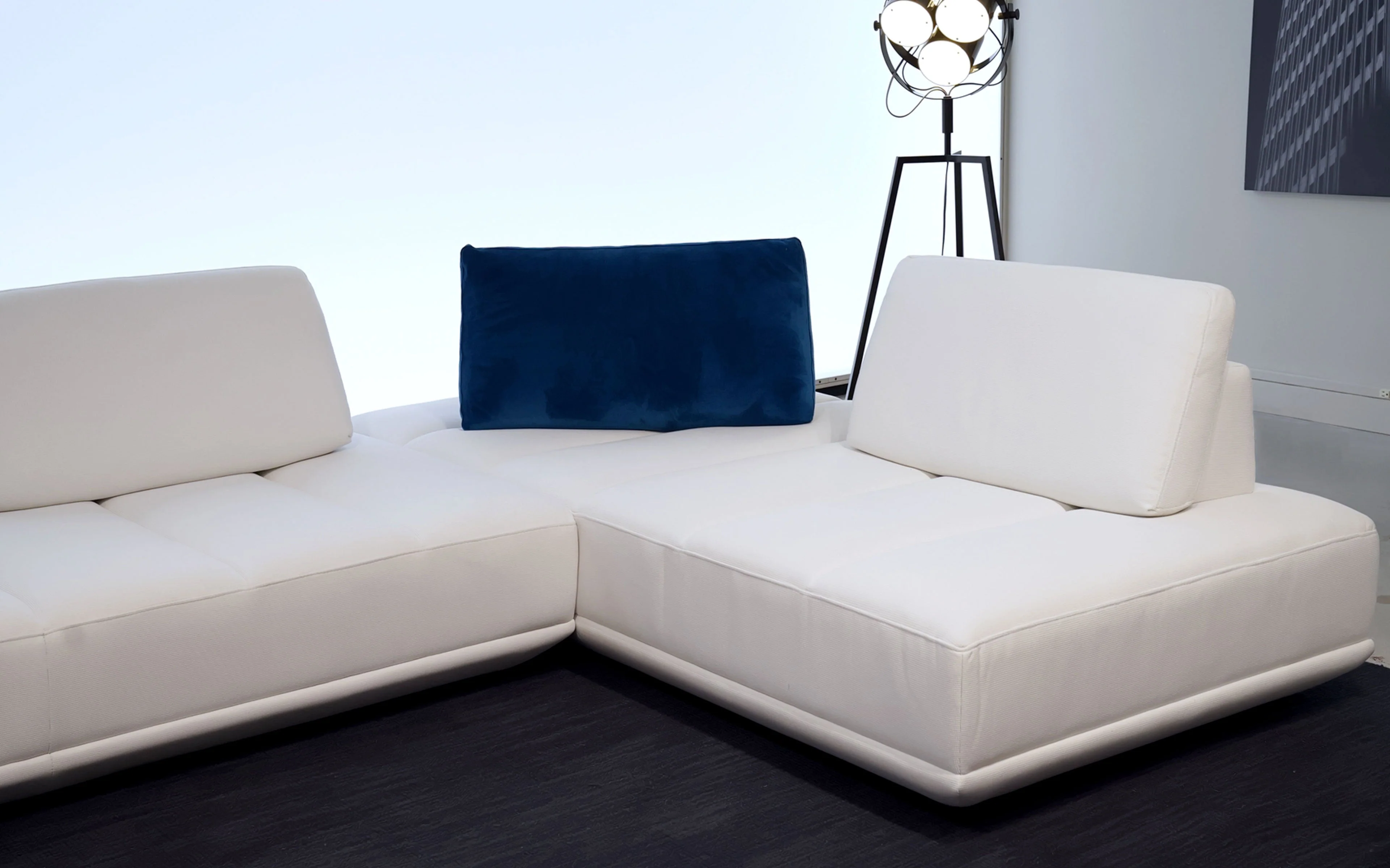 Levante 4pc Ultra Modern Motion Sectional Sofa - Image 6