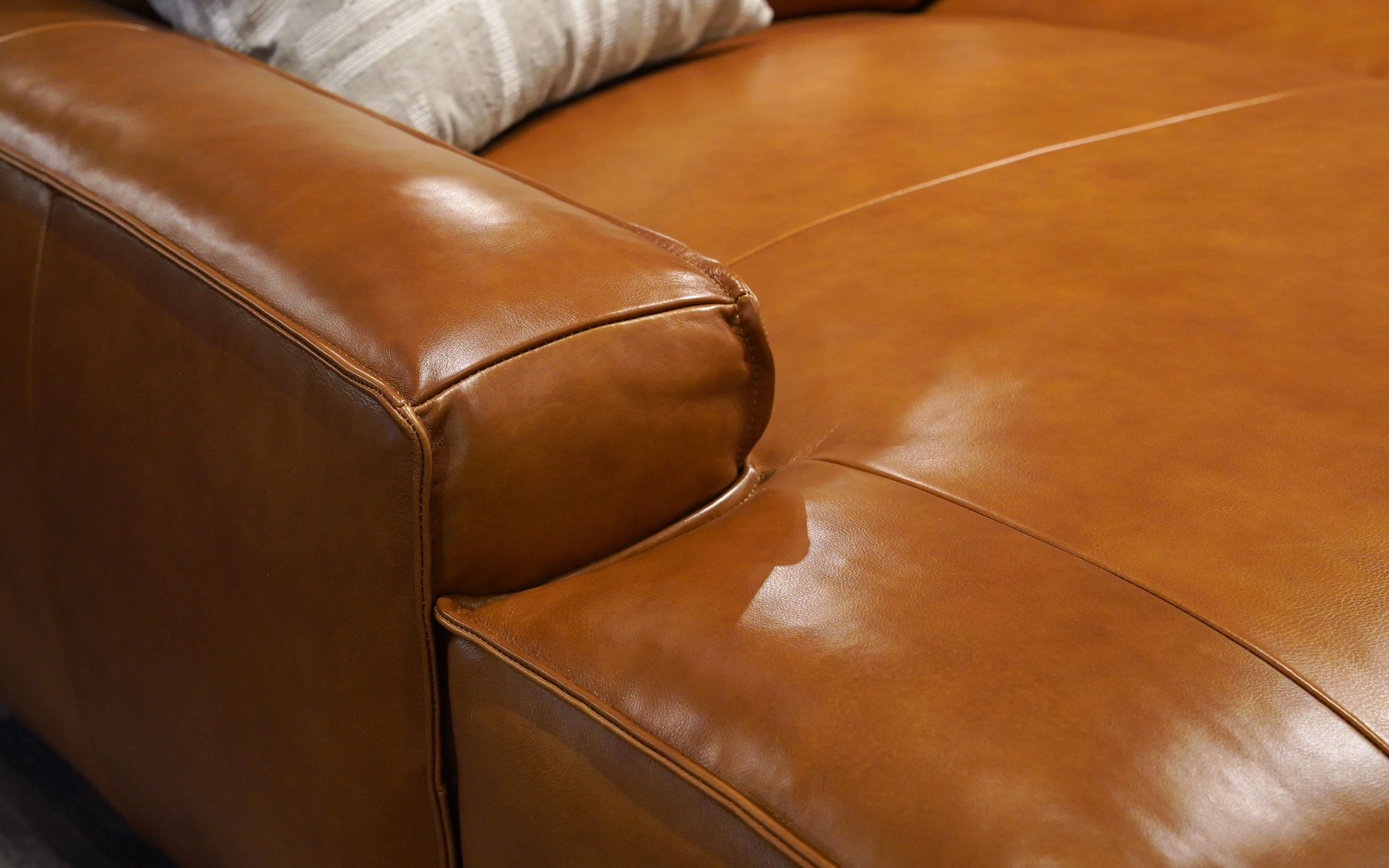 Loto 6pc Modern Motion Sectional - Image 12