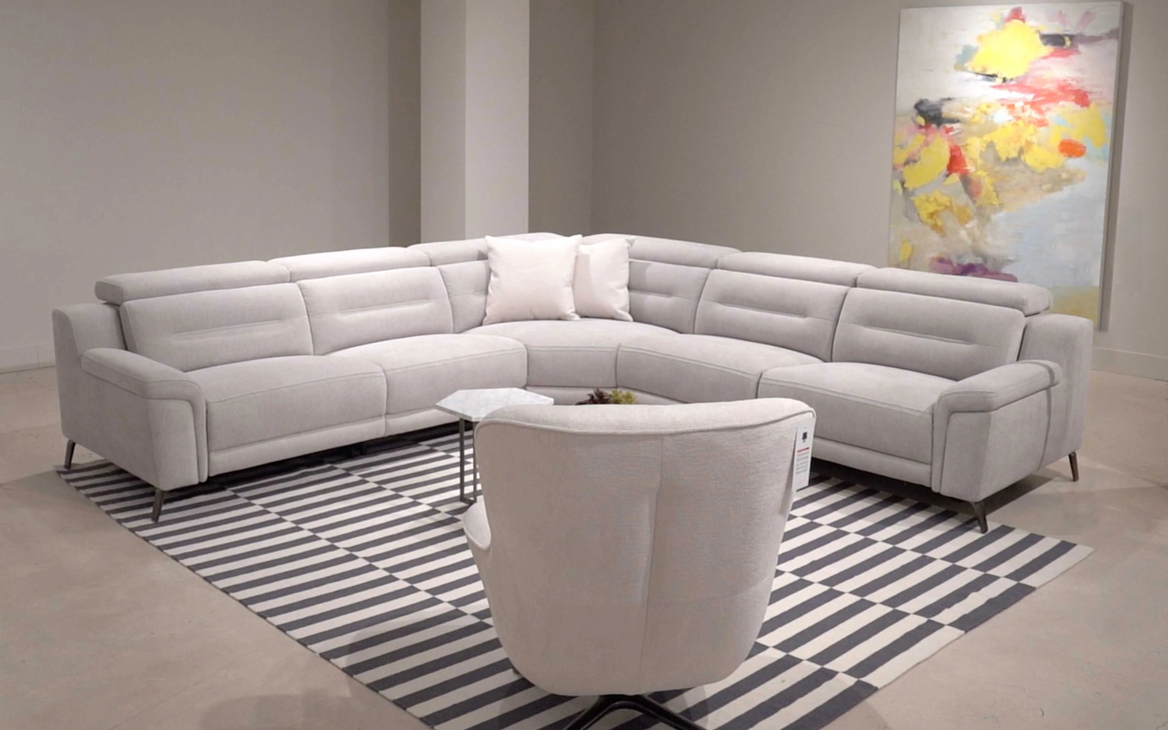 Maestrale Modern Motion Sectional - Image 4