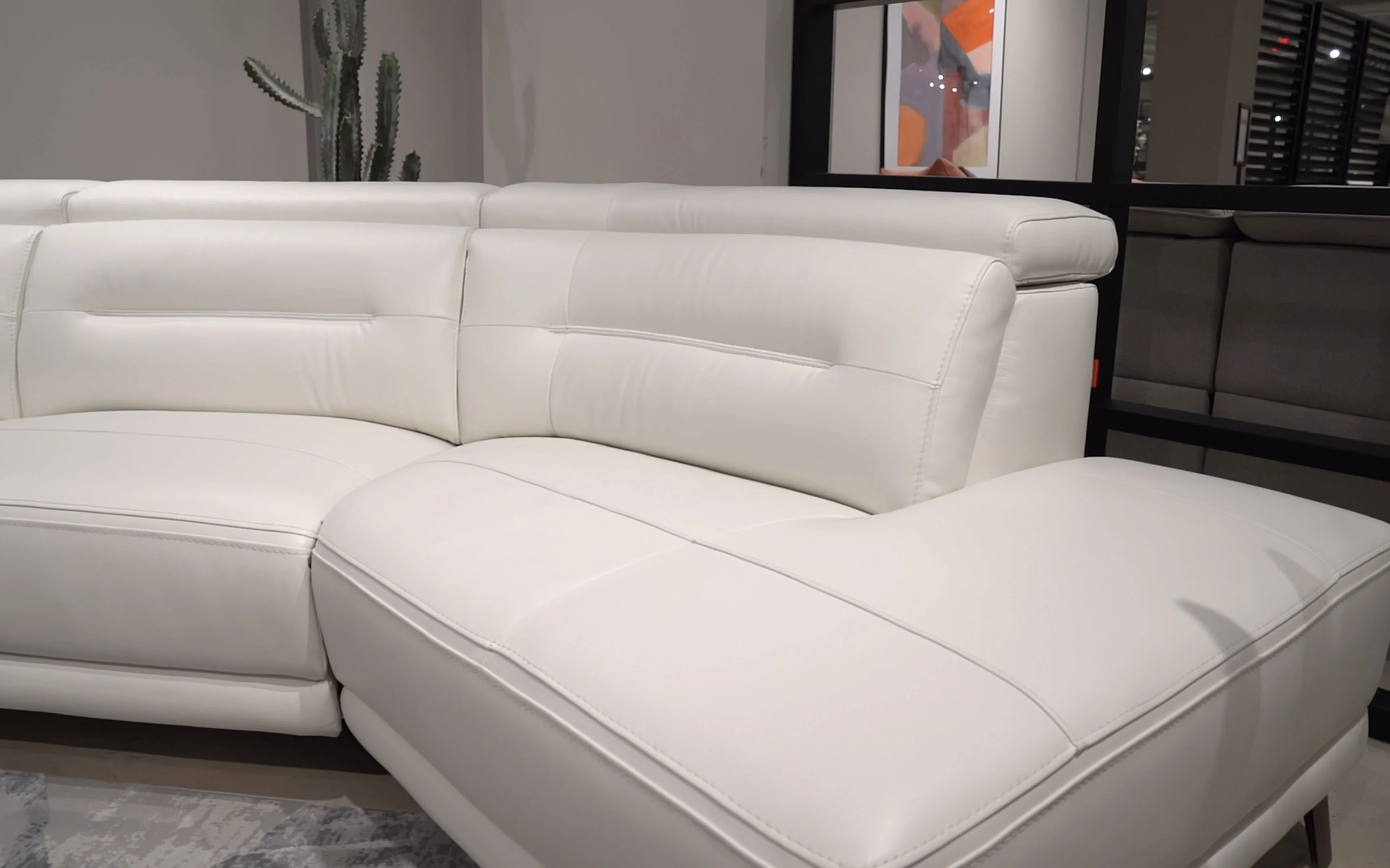 Maestrale Modern Motion Sofa - Image 10