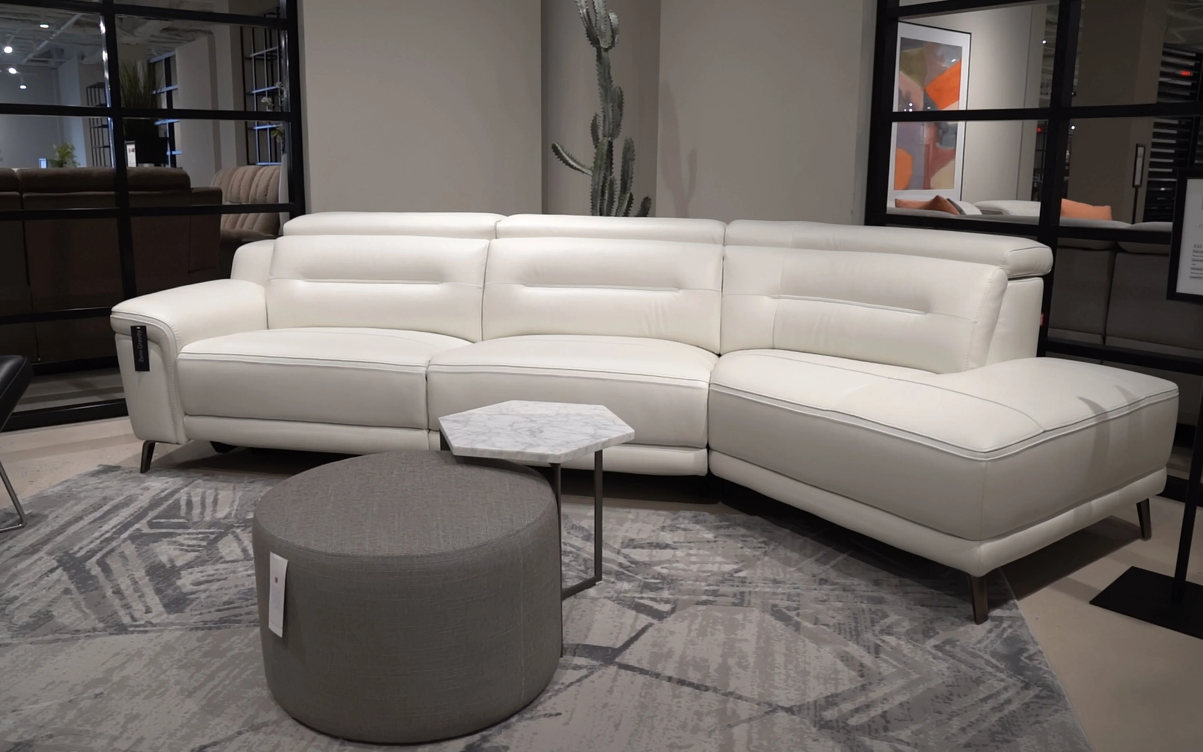 Maestrale Modern Motion Sofa - Image 4