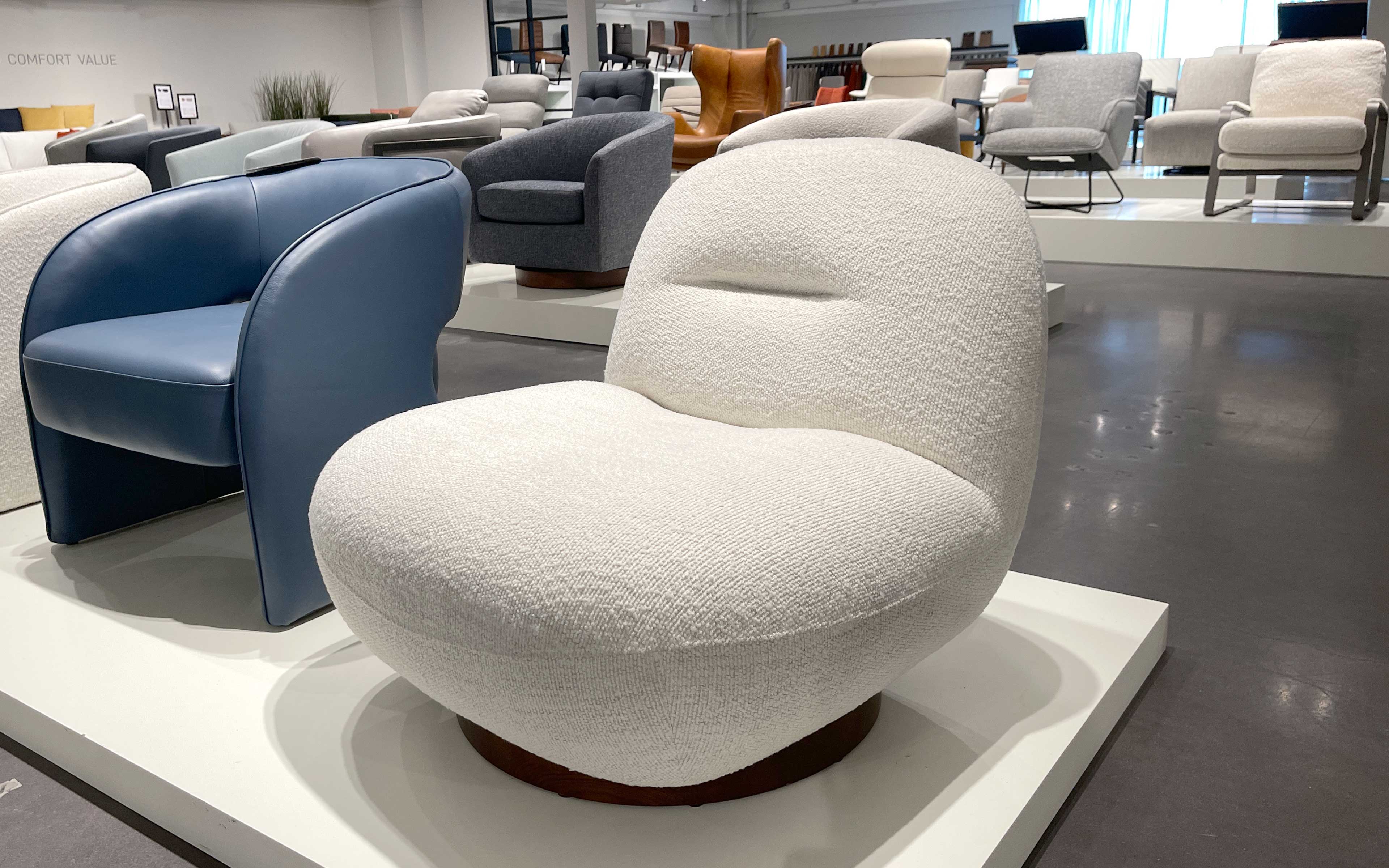 Nimbus Modern Motion Swivel Chair - Image 4