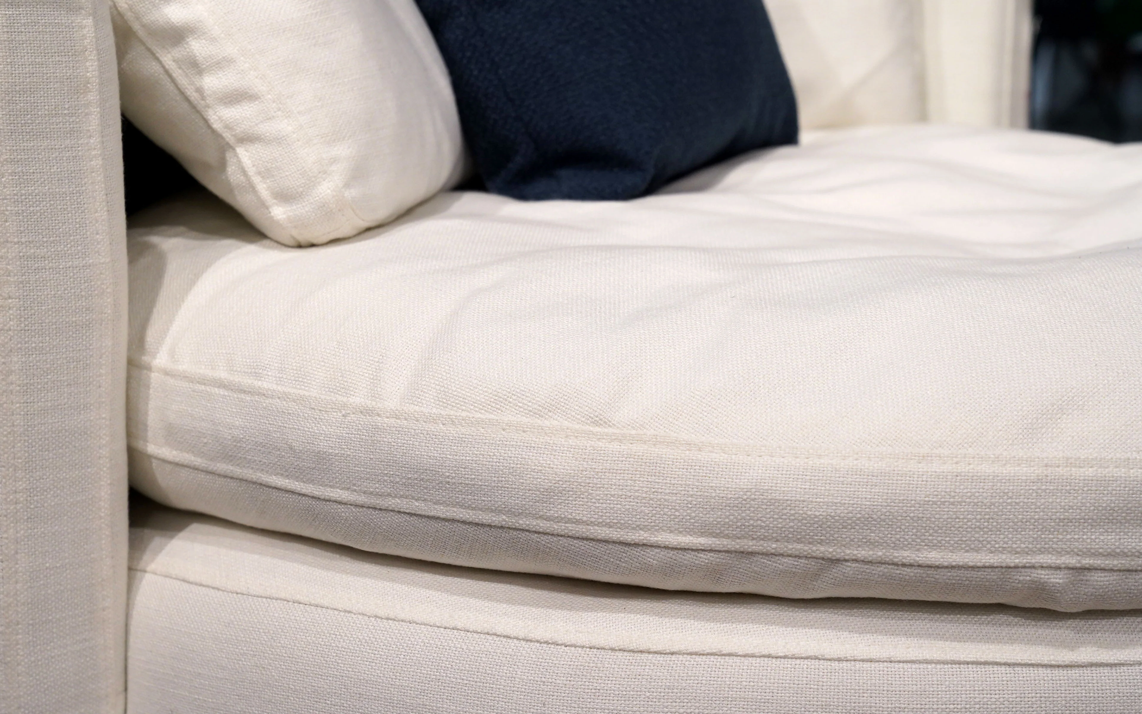 Nuvola Modern Motion Swivel Chair - Image 11