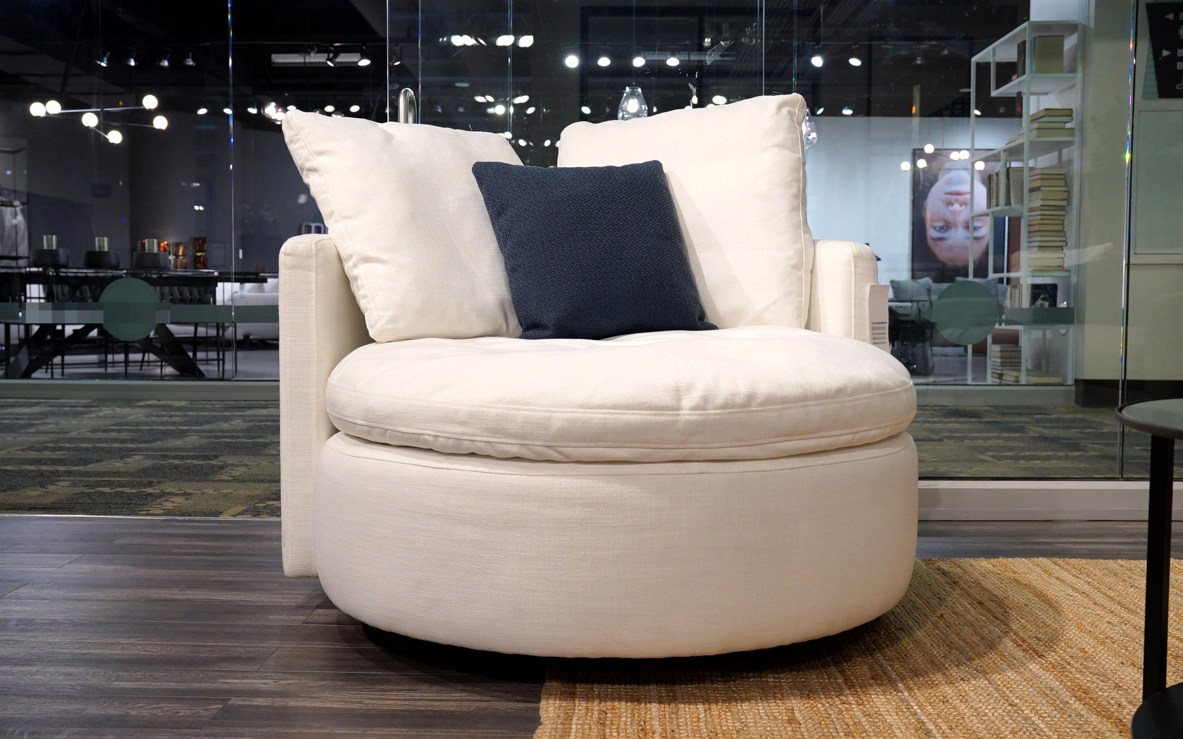 Nuvola Modern Motion Swivel Chair - Image 9