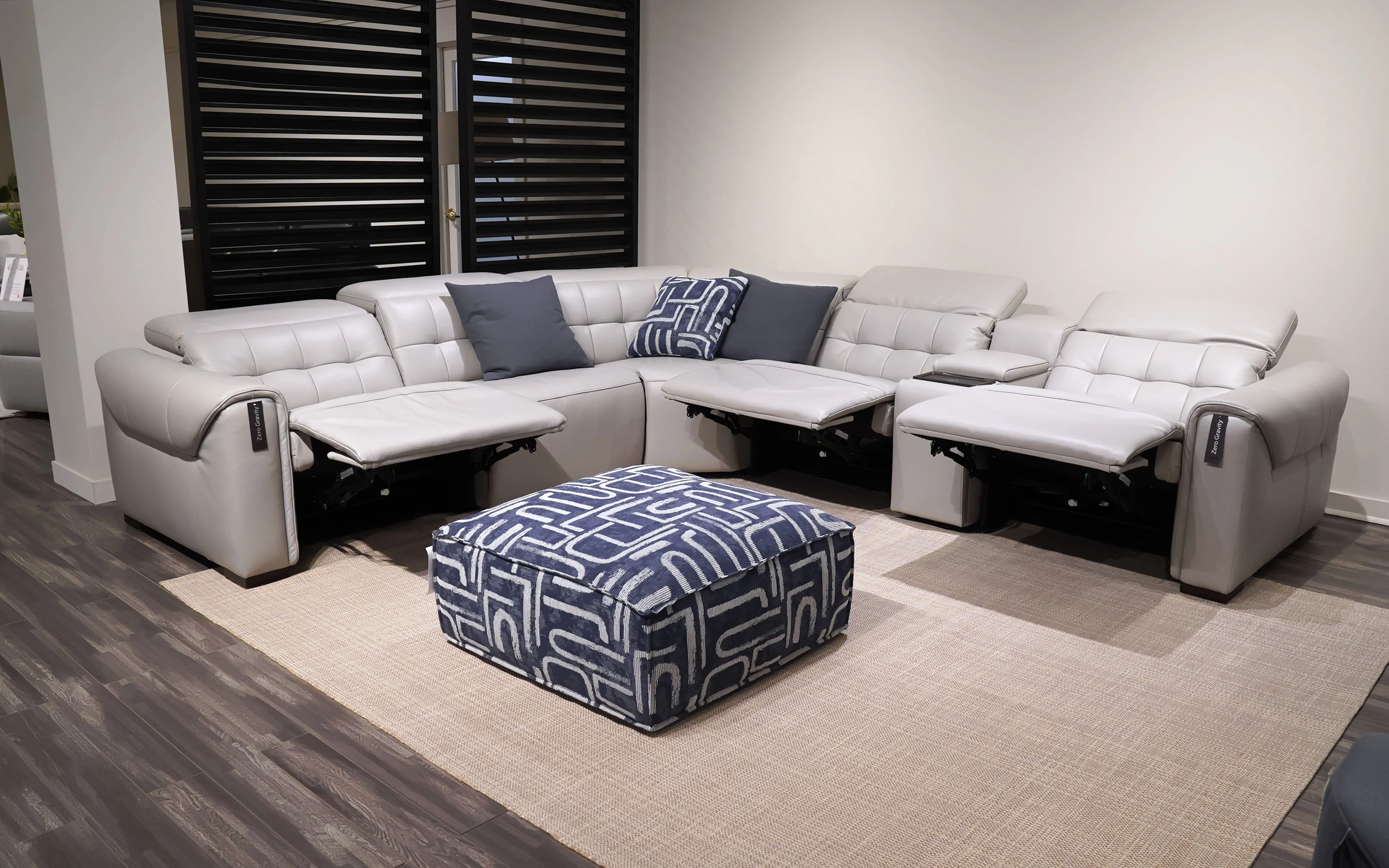 Ostro Modern Motion Reclining Sectional - Image 4