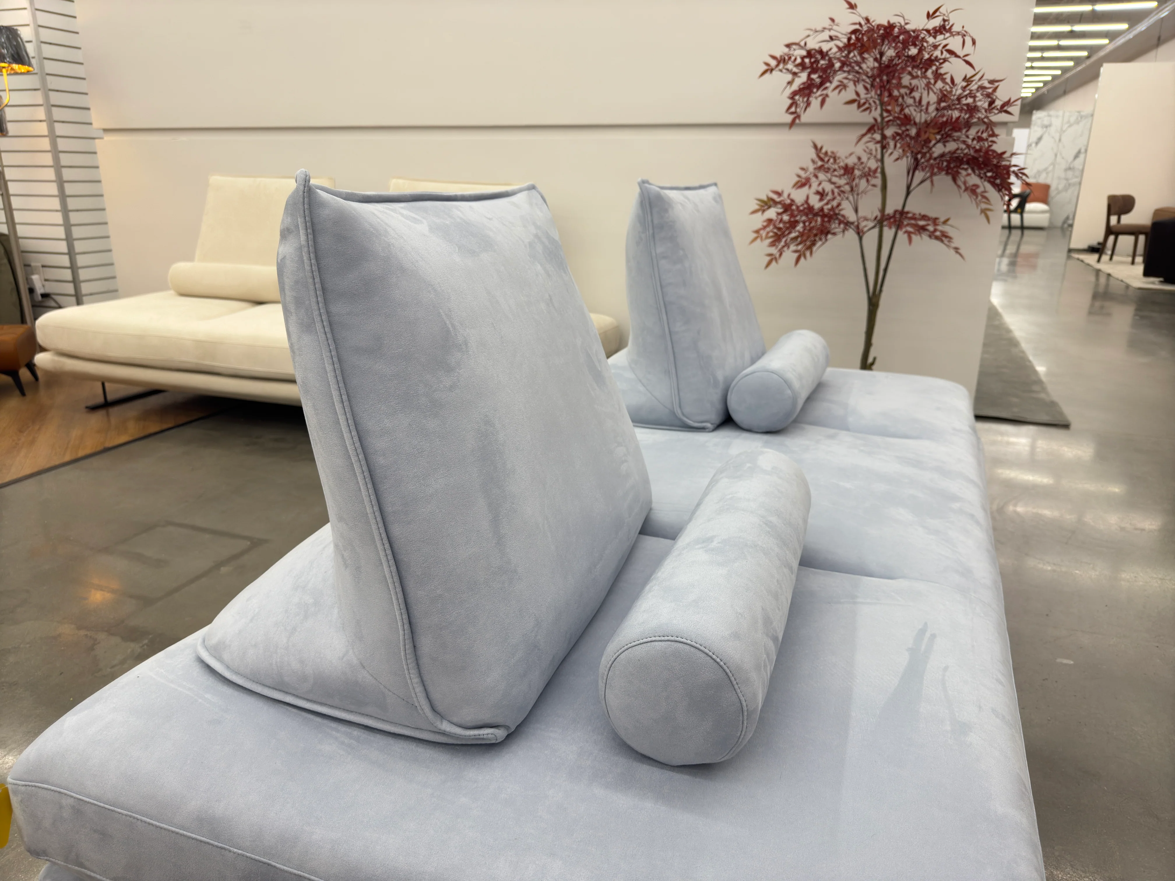 Pandora Modern Motion Sofa - Image 4