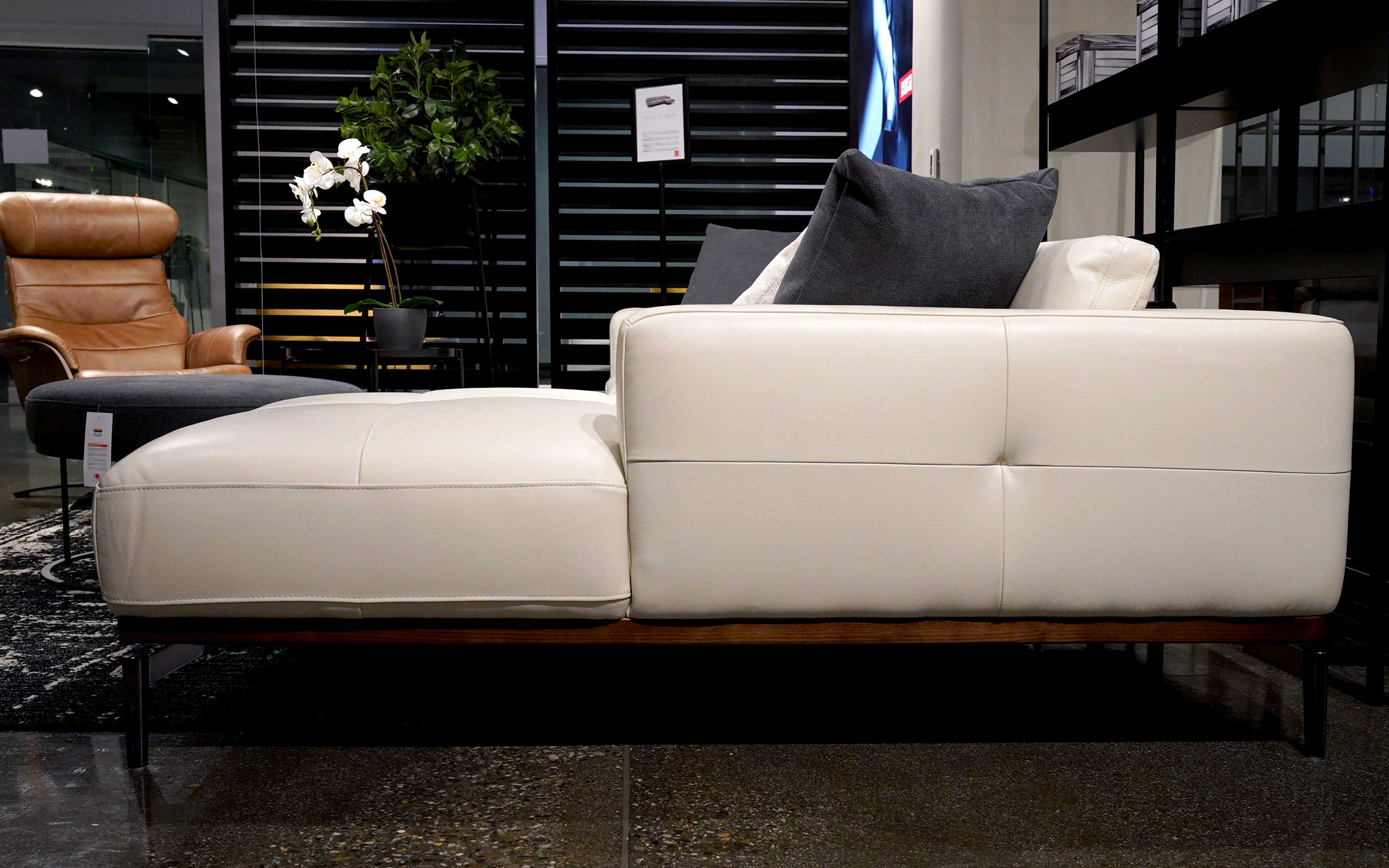 Primula Modern Motion Sectional Sofa with Adjustable Backrest - Image 6
