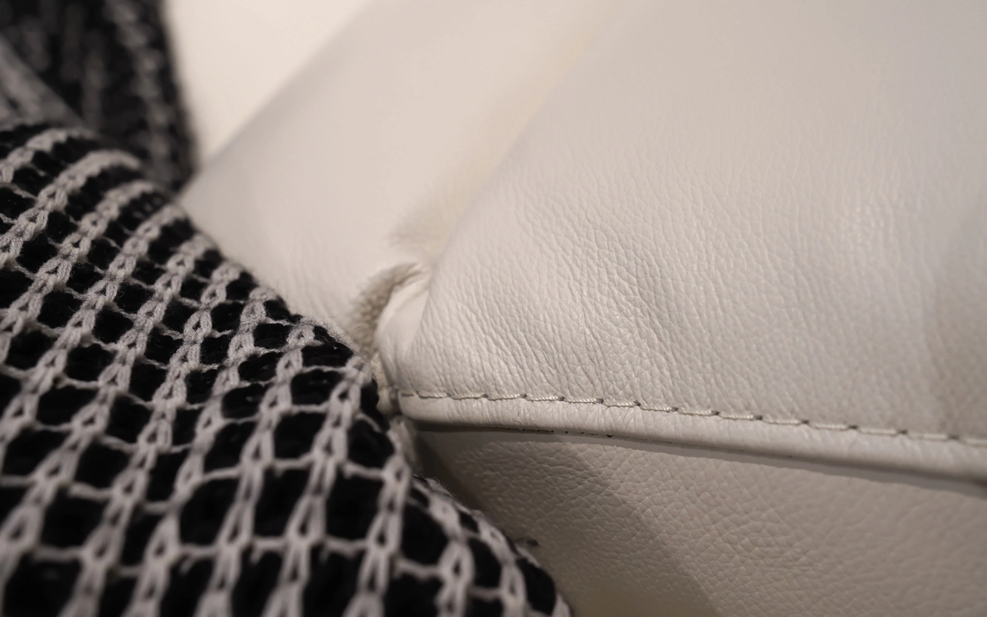 Rosabella Modern Leather Reclining Sectional - Image 13