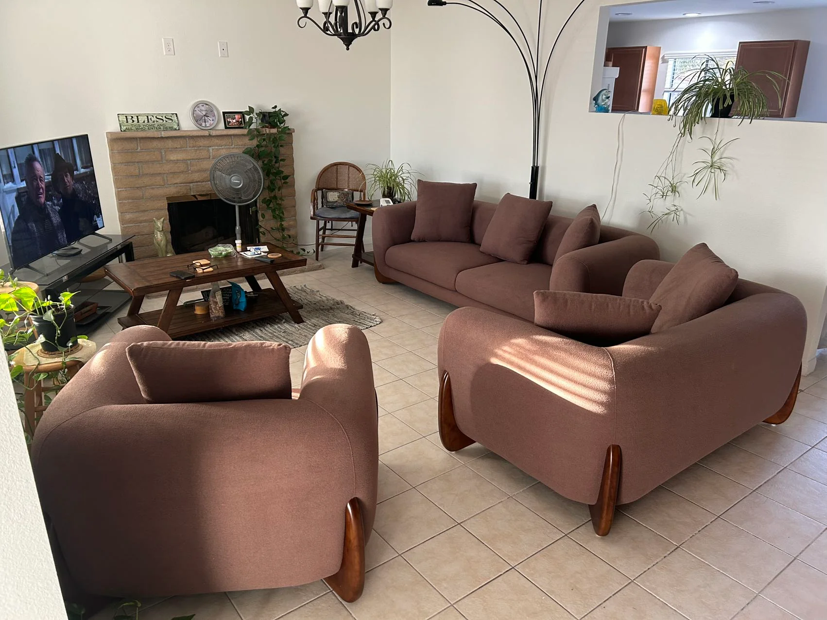 Shanna Modern Motion Sofa Set - Image 3