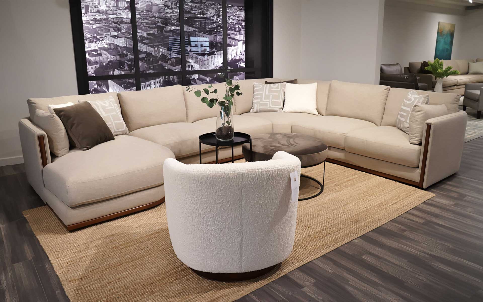 Solanus Modern Motion Sectional Sofa - Image 4