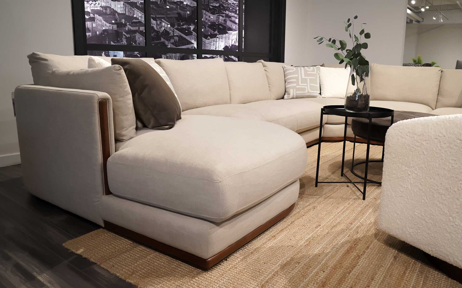 Solanus Modern Motion Sectional Sofa - Image 5