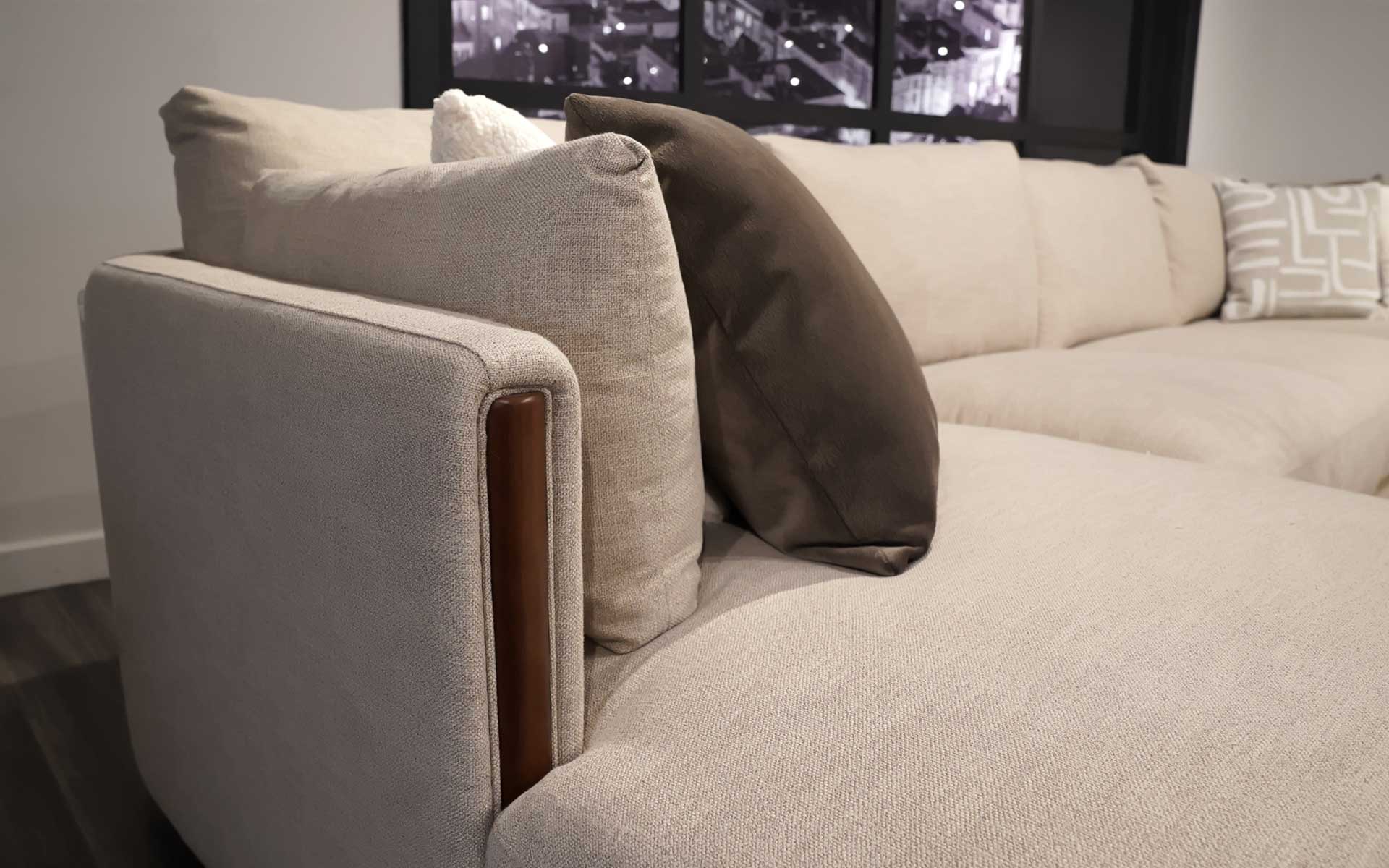 Solanus Modern Motion Sectional Sofa - Image 6