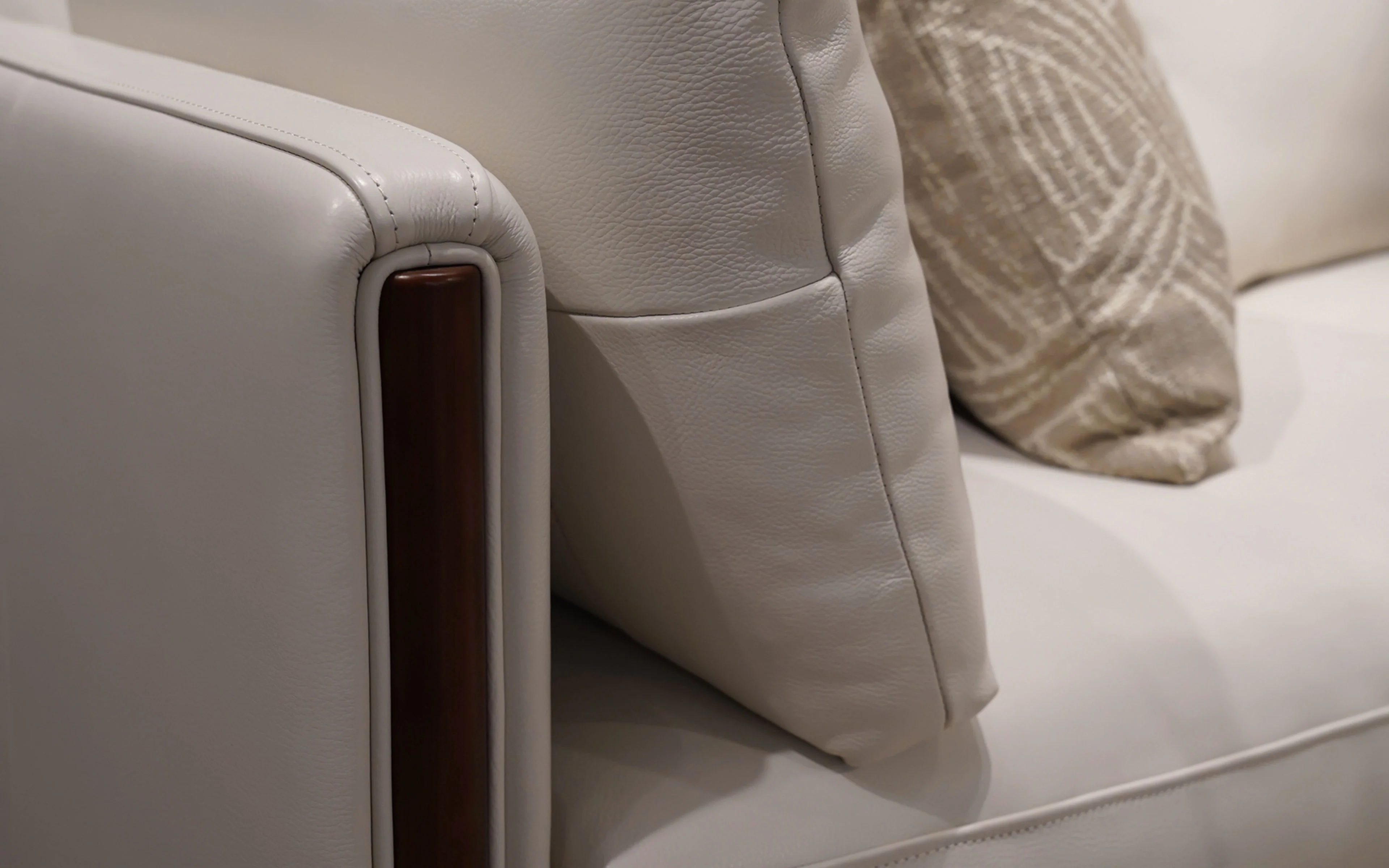 Solanus Modern Motion Sofa Set - Image 8