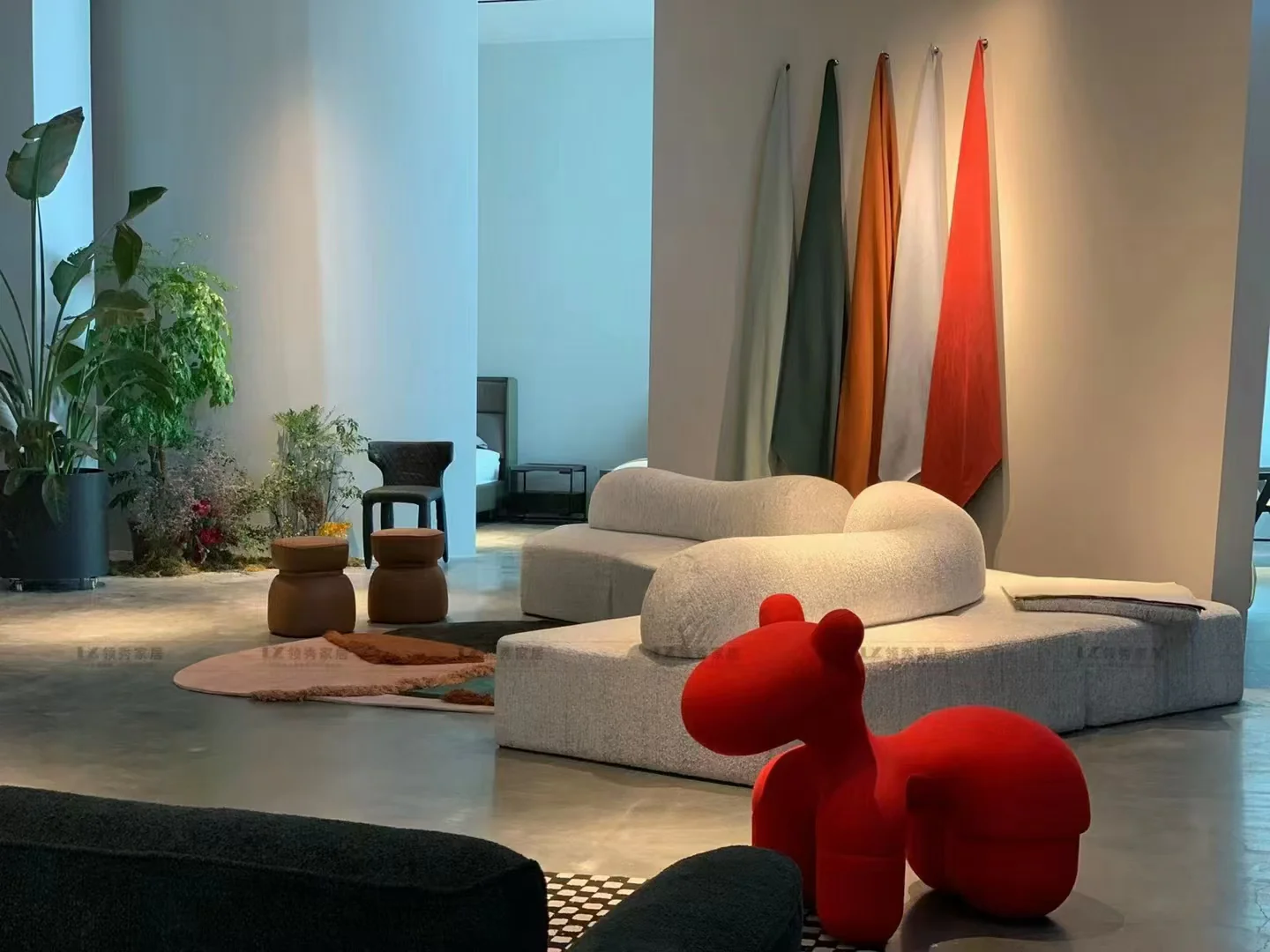 Stonli Modern Motion Sectional - Image 6