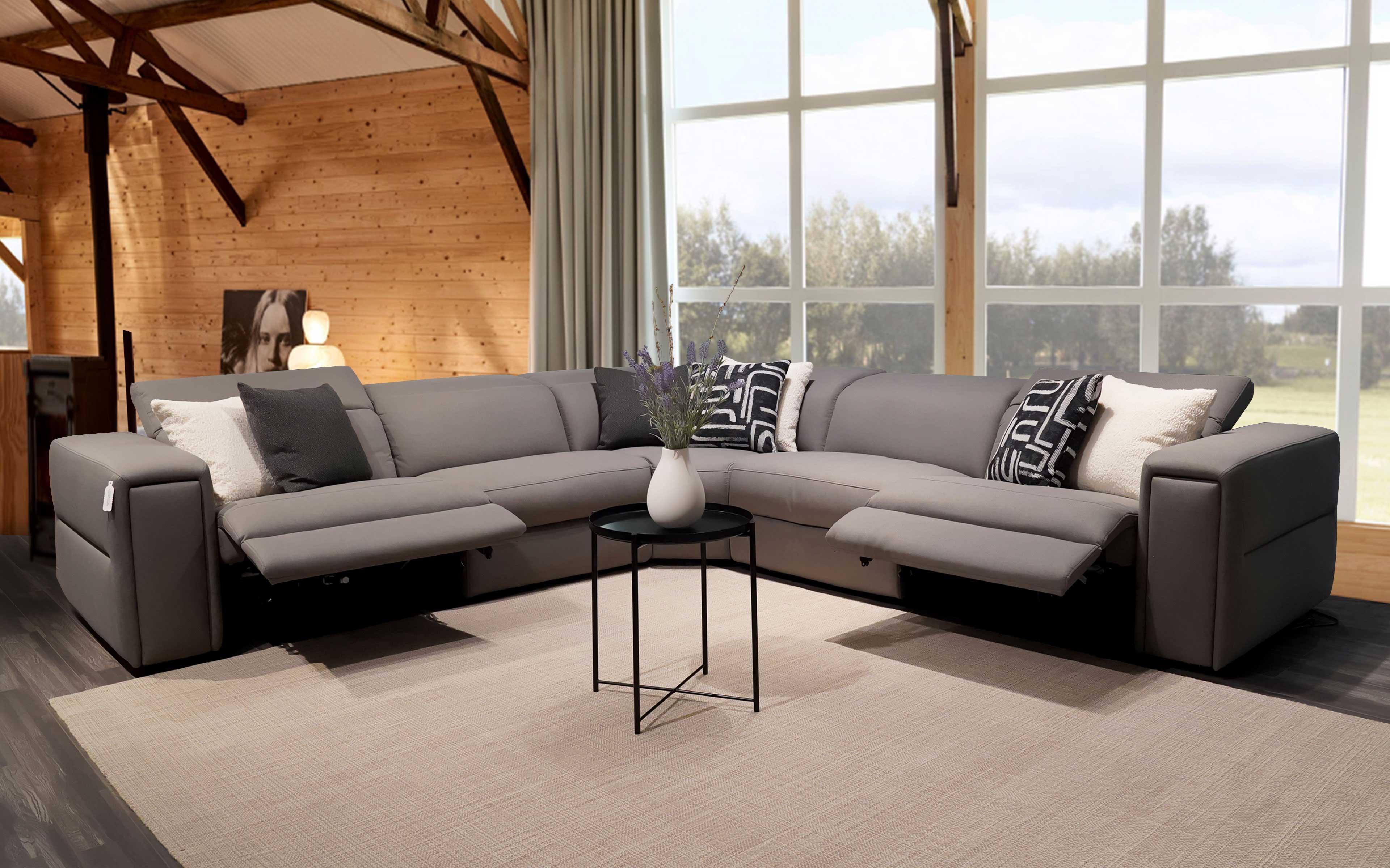 Veronica Modern Motion Reclining Sectional - Image 3