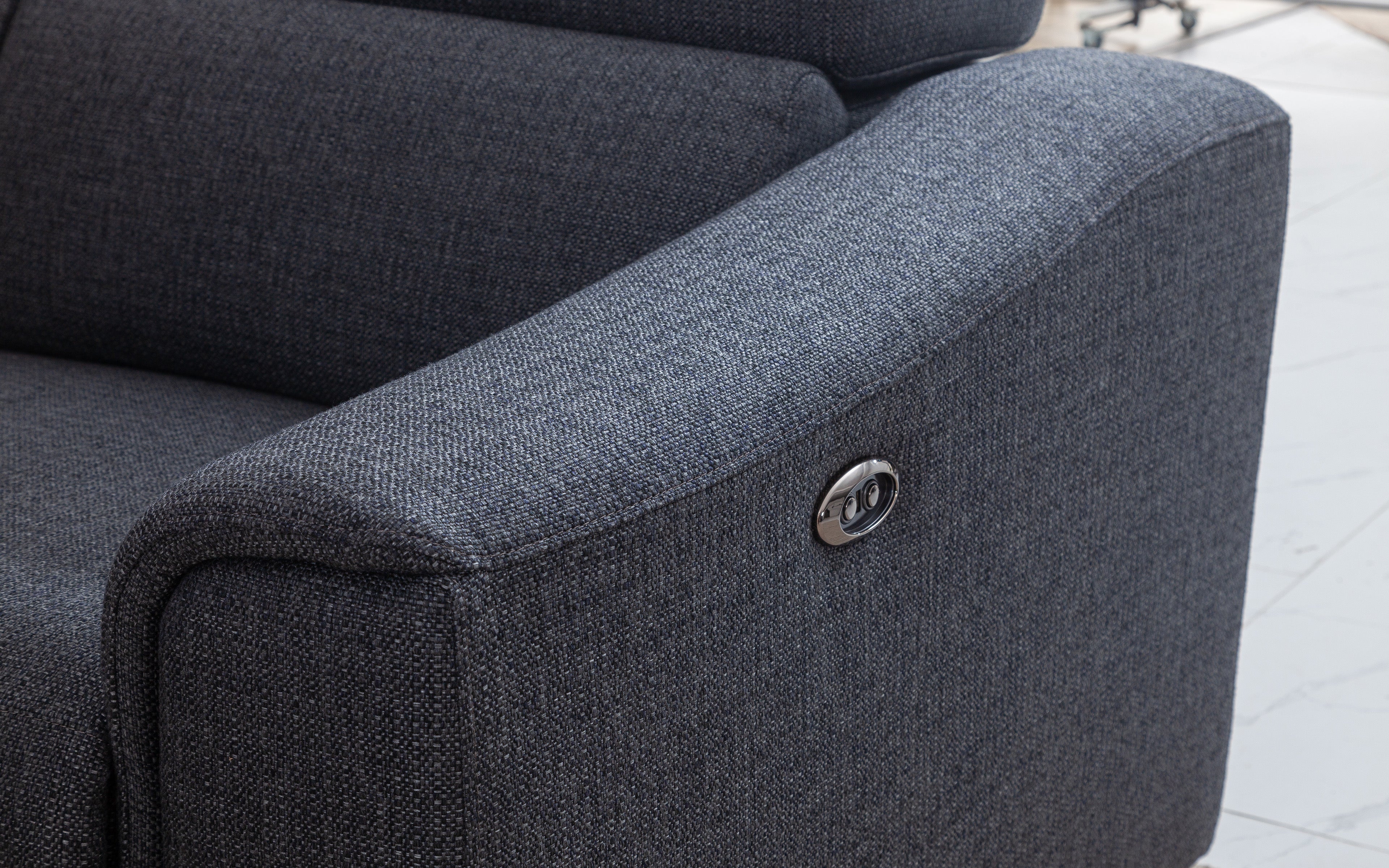 Violetta 6pc Modern Motion Reclining Sectional - Image 16