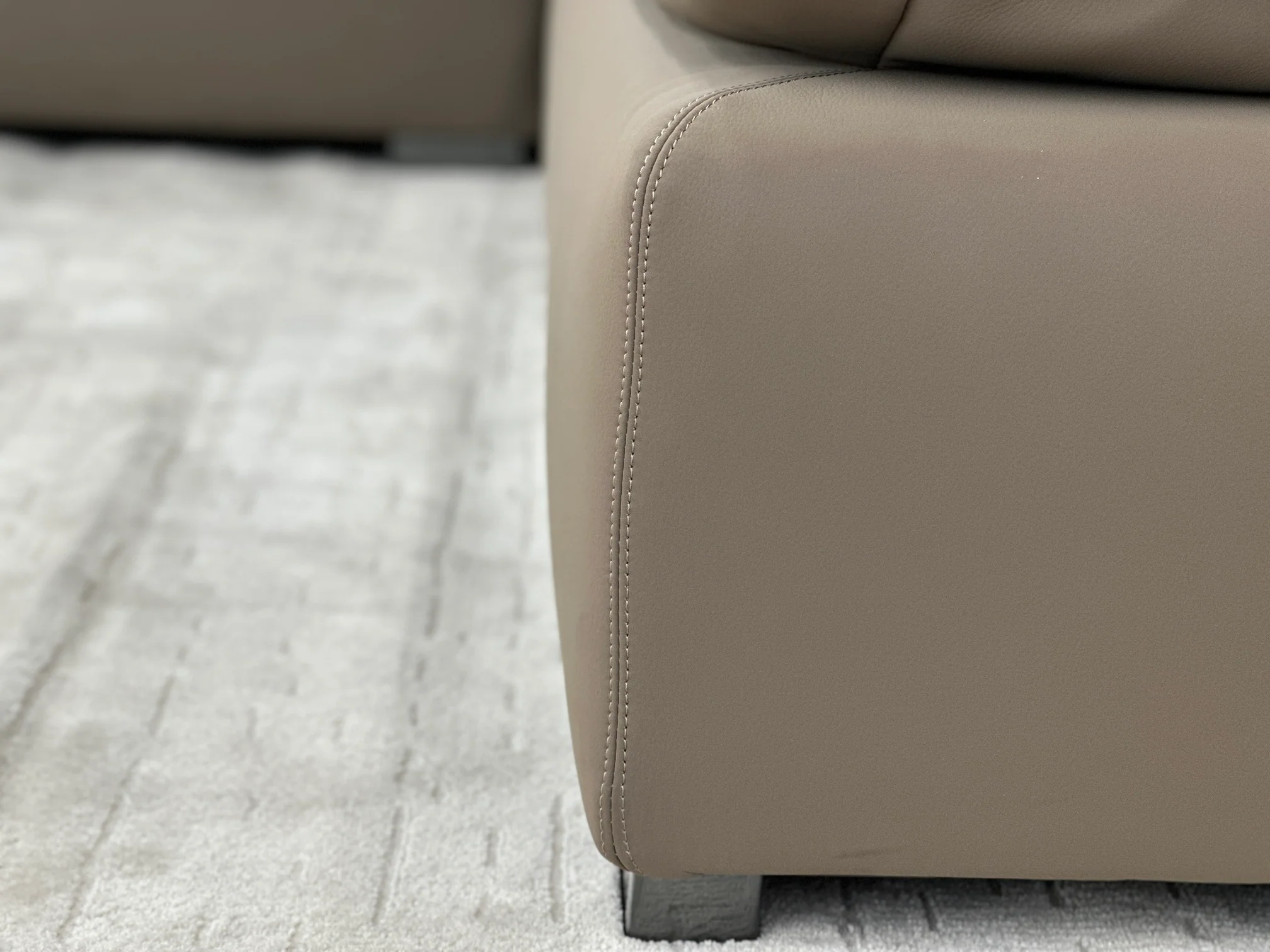 Yacht Modern Motion Sectional - Image 12