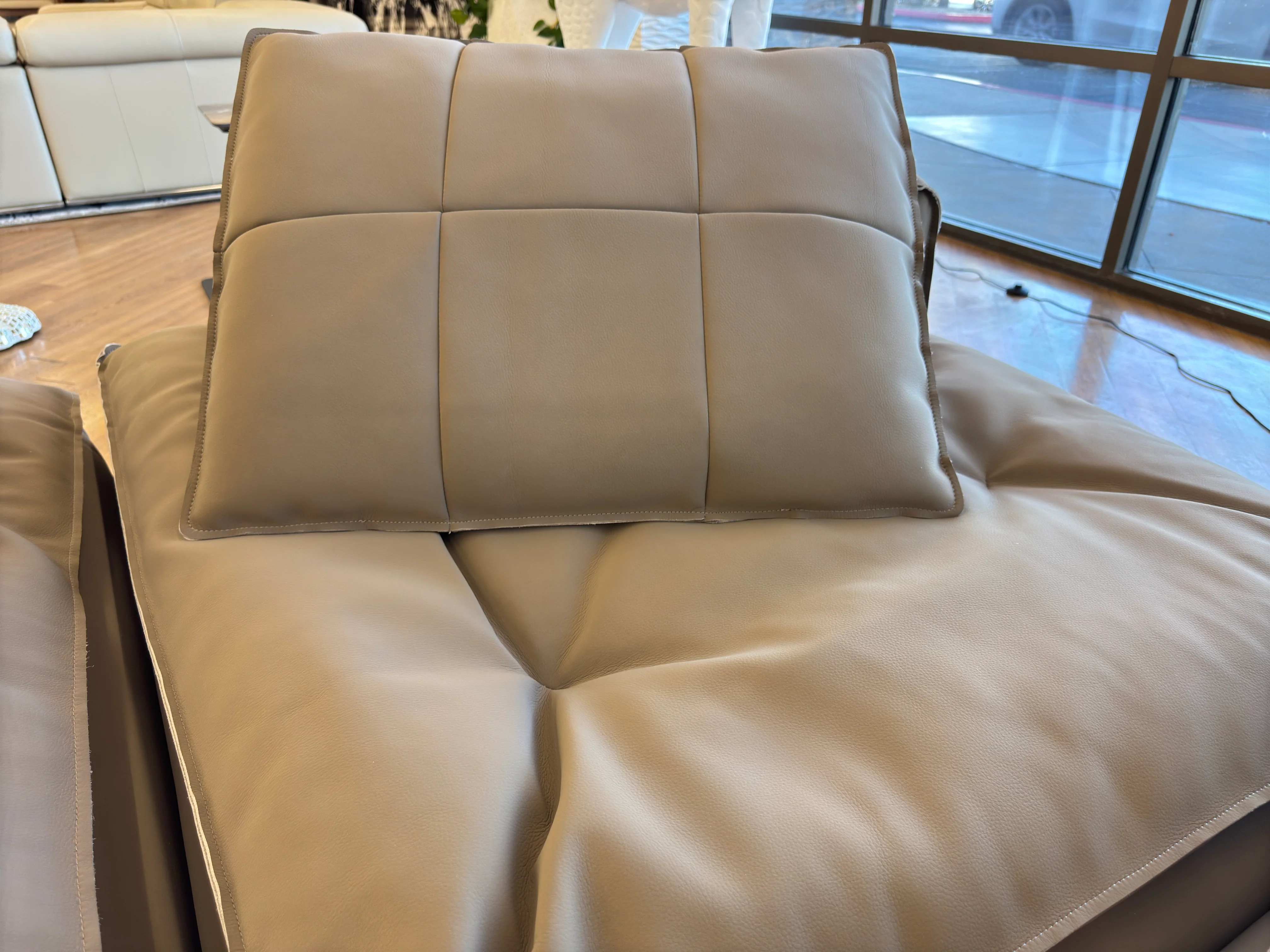 Yacht Modern Motion Sectional - Image 14