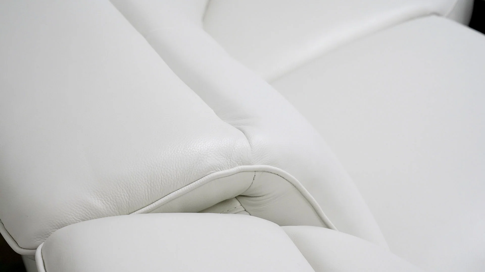 Zafferano Modern Motion Reclining Sectional - Image 22