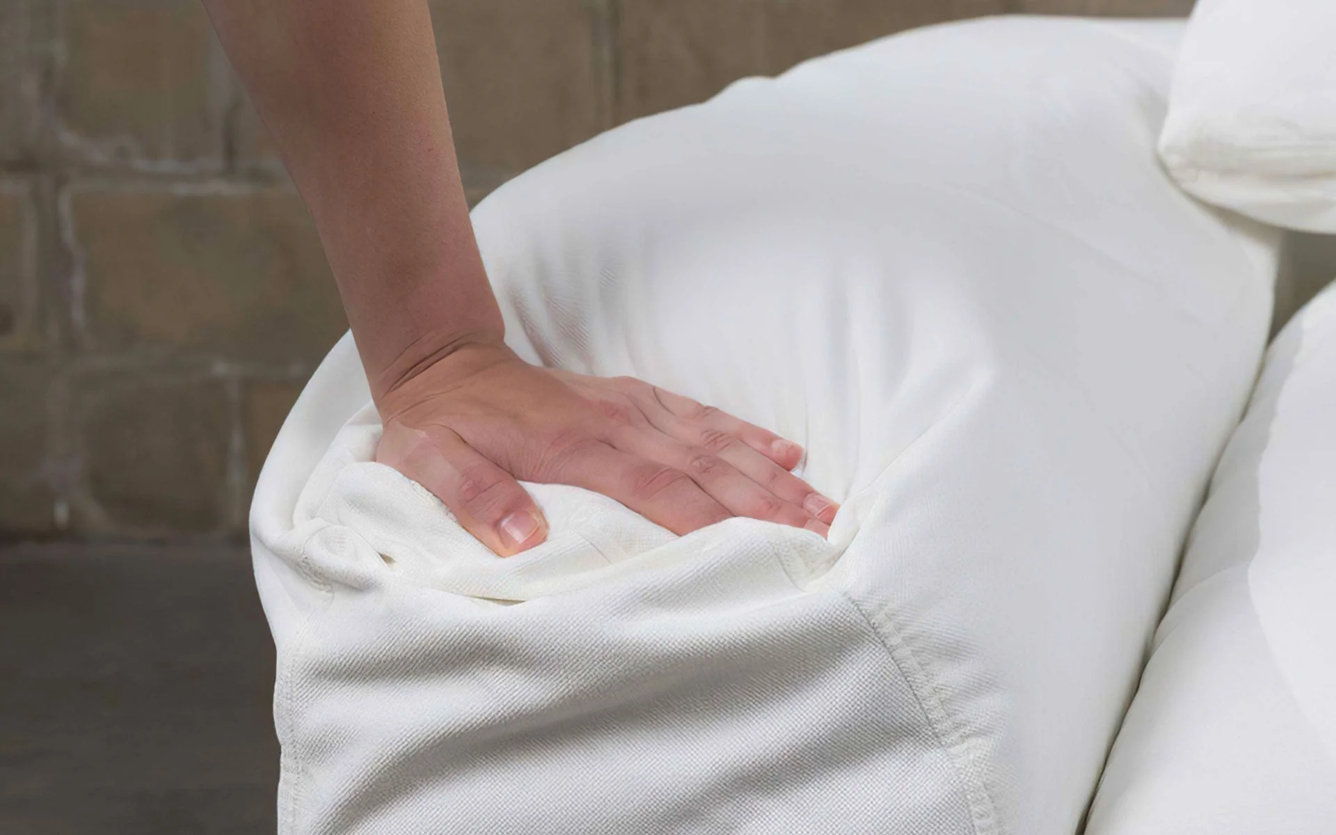 Zephyrus 4pc Modern Motion Sectional Sofa - Image 6