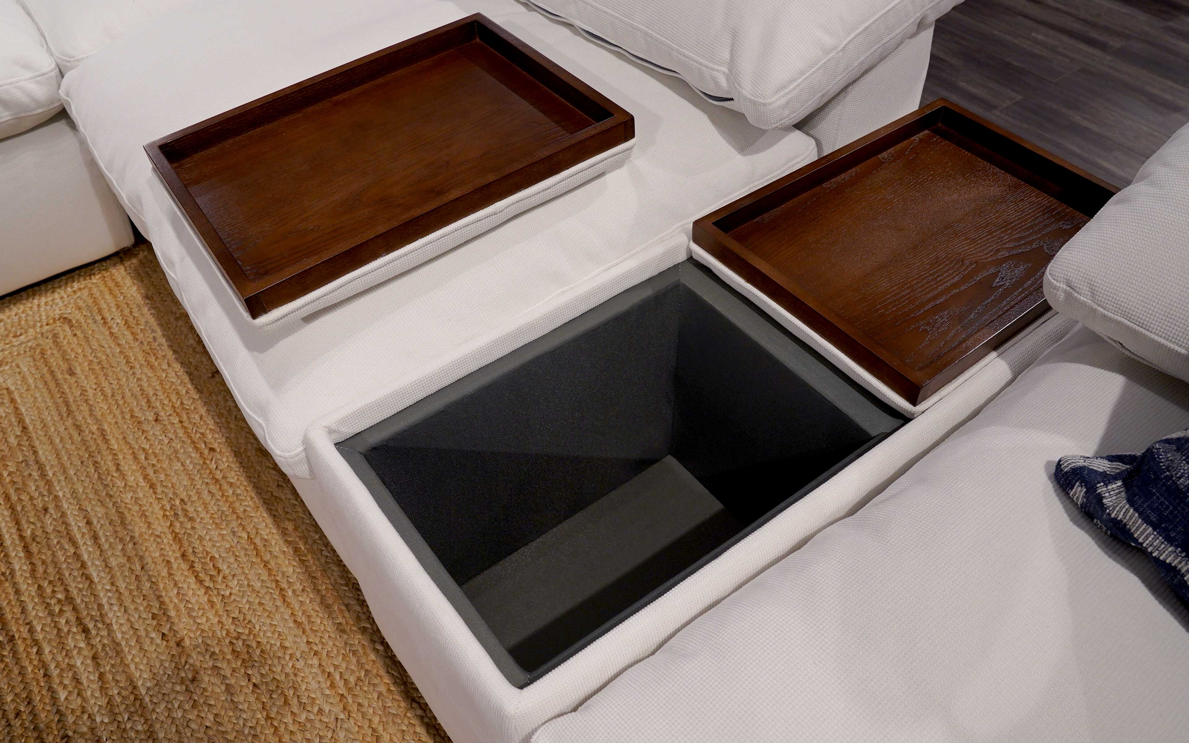 Zephyrus Modern Motion Sectional Sofa - Image 14